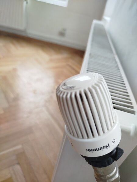 Pache libera unica spatioasa cu parcare, vila cu prestanta locatie eleganta